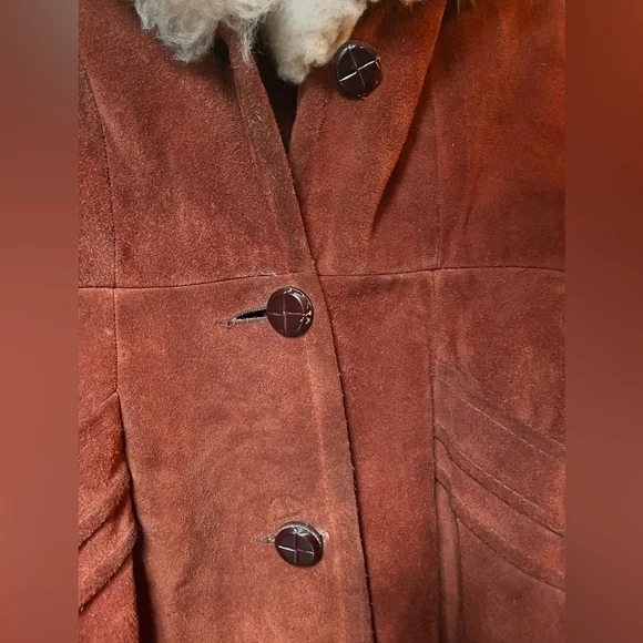 Vintage Made in Canada - Picture 8 of 12